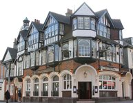 The Junction (Pub, Restaurant, Music, Quiz)